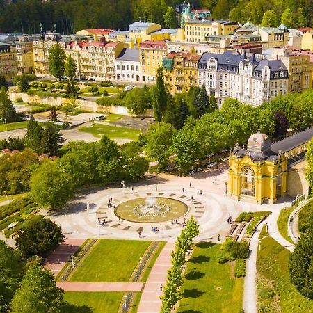 Sun Palace Wellness Hotel Marianske Lazne Exterior photo