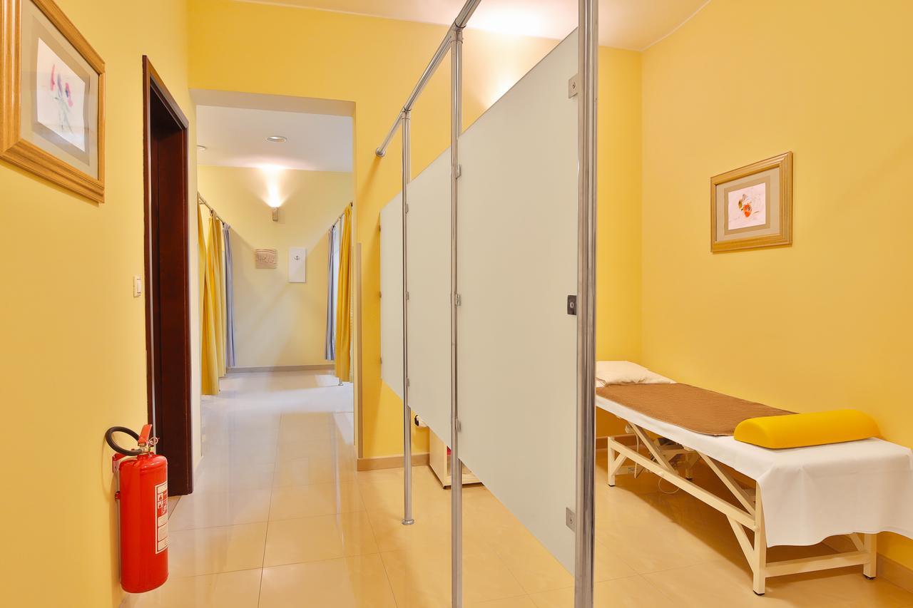 Sun Palace Wellness Hotel Marianske Lazne Exterior photo