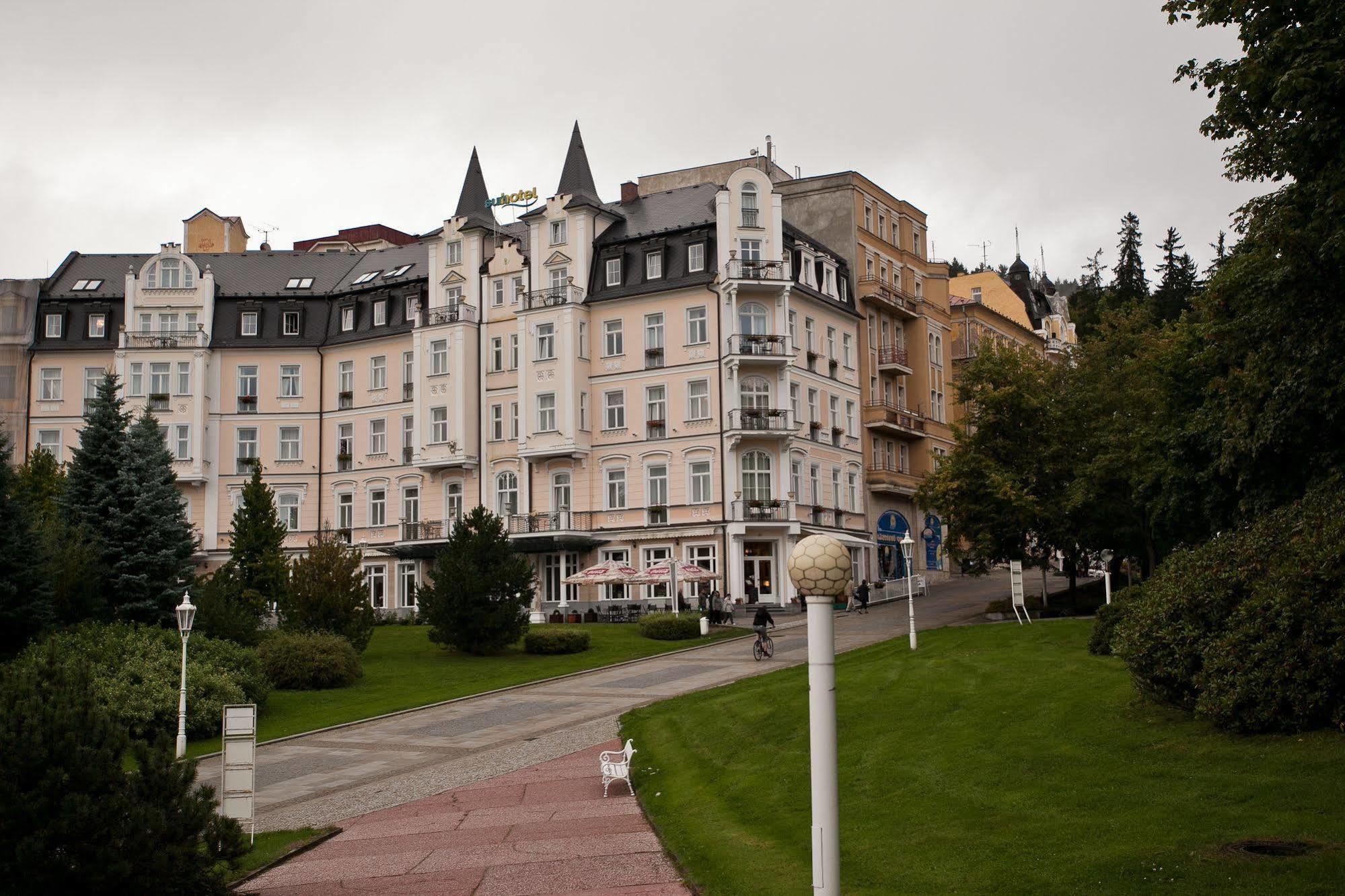 Sun Palace Wellness Hotel Marianske Lazne Exterior photo